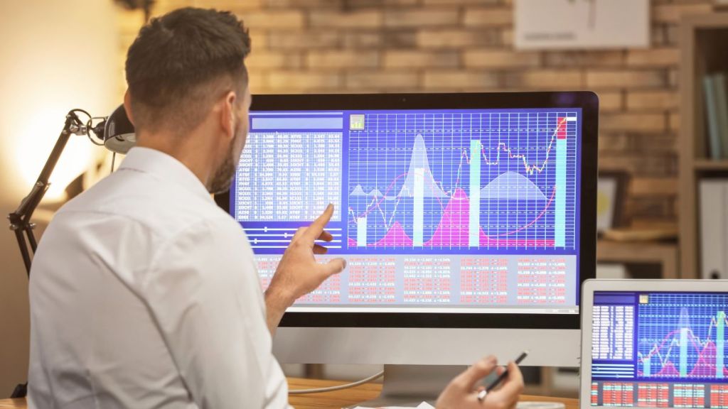 stocks to watch today August 28
