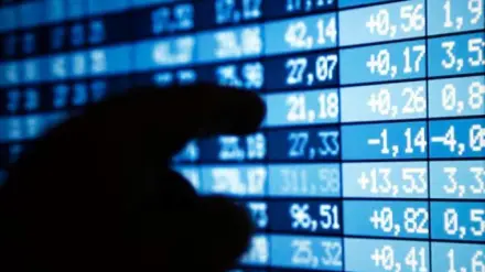 Jhunjhunwalas lose more than Rs 900 crore in 30 minutes as Titan shares tumble (Representational Image: Reuters)