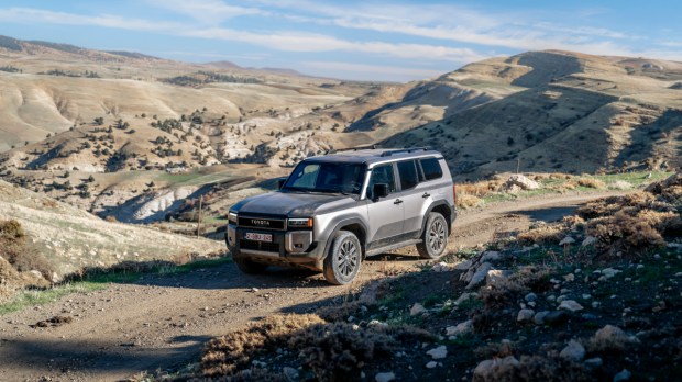 Toyota Land Cruiser Prado (1)