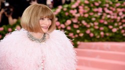 Anna Wintour to step down as Vogue editor after nearly 40 years