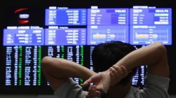 Dow opens over 500 points as investors focus on fresh set of corporate earnings