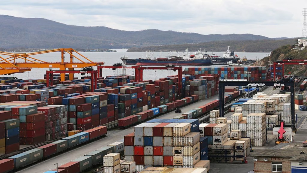 FTA route preferred by more exporters. (Image Source: Reuters)