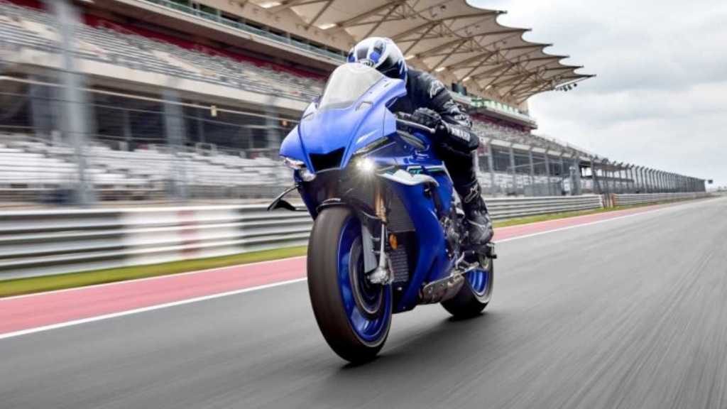Yamaha R1