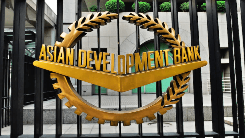 ADB Trims India's FY26 Growth Forecast to 6.5% Citing US Tariffs, Trade Uncertainty. (Image Source: Twitter)