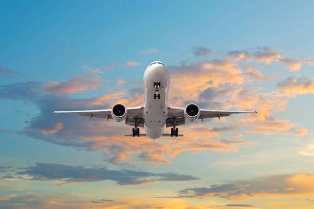 8:07:33 GMT: The aircraft is permitted by air traffic control and has been permitted for takeoff. (Photo source: Canva)