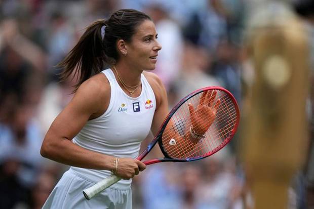Emma Navarro was not able to find her rhythm against Andreeva and lost 6-2,6-3. (Photo source: AP)