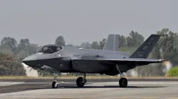 F-35 jet crashes in California, smoke and fire in Lemoore Air Base