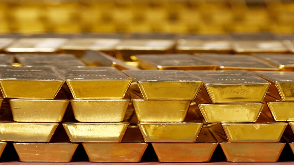 gold price crash, Motilal Oswal recommendations, Motilal Oswal gold report, gold price, gold returns, gold rate India, Comex gold,