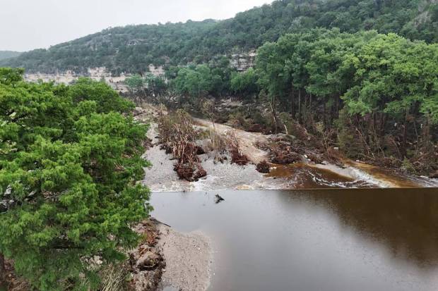 Experts state that events like this are becoming more common because of warmer and wetter weather. Texas is increasingly vulnerable to flood disasters, scientists have cautioned. (Photo source: