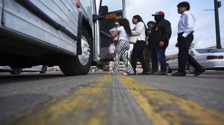 Trump administration fires 17 immigration court judges