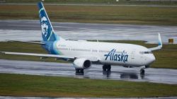 Alaska Airlines: Ground stops for all mainline aircraft leave passengers stranded – what we know