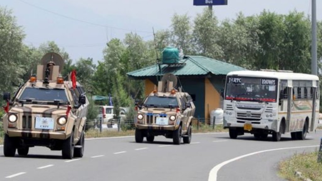 Jammu and Kashmir: Six injured as three Amarnath Yatra buses collide in Ramban