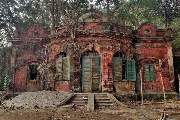 India’s Ministry of External Affairs expressed “profound regret” over the demolition plans and called the house a “landmark” that represents the cultural renaissance of Bengal. New Delhi requested Dhaka to reconsider the decision. (Image source: X)