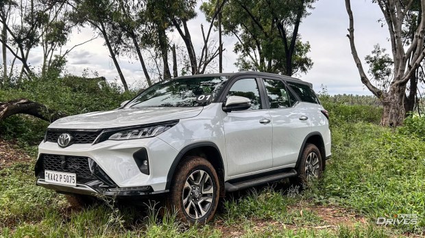 The electric assist makes it feel lighter at slow speeds.