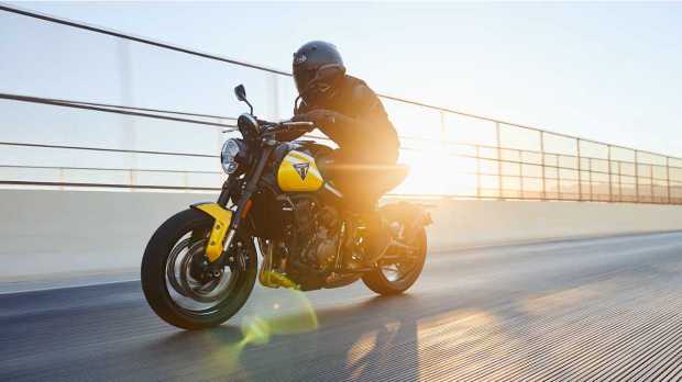 The overall design of the motorcycle remains the same, but gets some updates under the skin.