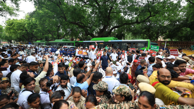  “Actually, we cannot talk to the ECI, this is the reality,” LoP Rahul Gandhi told reporters after he, along with 29 other MPs, were released by the police. “The truth is before the nation, and this fight is not political; it is to save the Constitution. It is a fight for one man-one vote. We want a clean and accurate voter list,” Gandhi added. (Photo Source: Official Twitter handle @INCIndia)