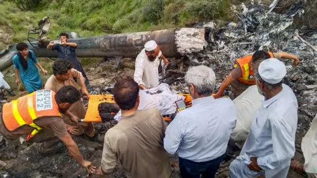 Helicopters, boats, and emergency teams braved fierce conditions and dangerous currents to reach those stranded. A rescue helicopter carrying relief items crashed due to extreme weather conditions today in Pakistan, killing 5 crew members in the process. (Photo Source: Associated Press)