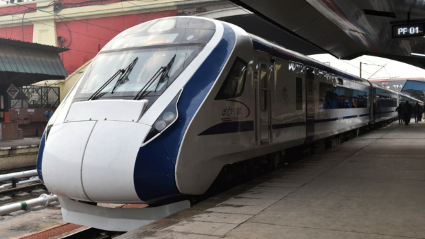  Howrah–Gaya–Howrah Vande Bharat Express:Serving important historical and pilgrimage destinations, this train runs at 130 kmph end-to-end, enhancing connectivity in Eastern India. (Photo Source: PTI)