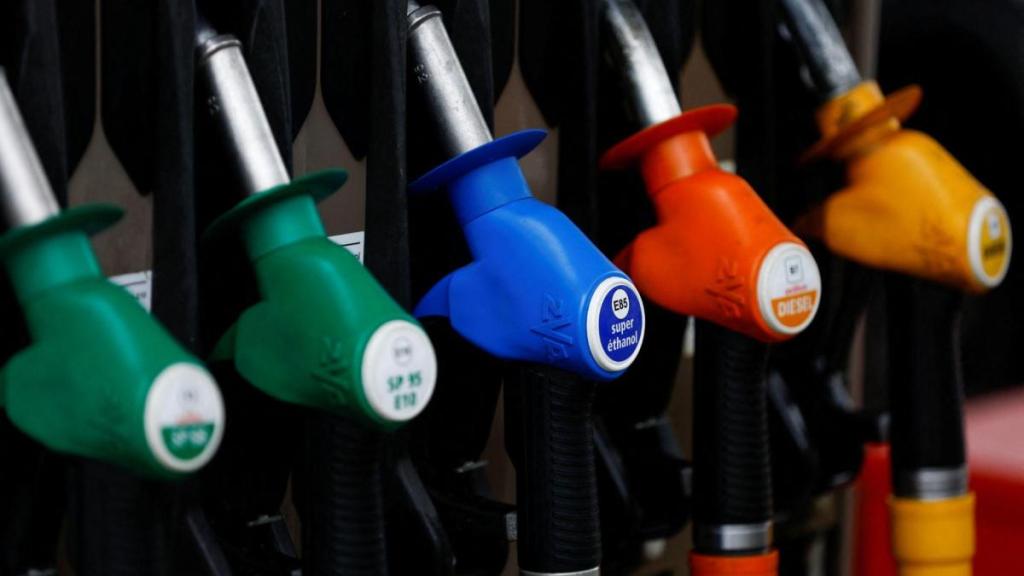 siam, oil, nitin gadkari, ethanol fuel, e20 fuel usage, fuel usage in india, Society of Indian Automobile Manufacturers, SIAM, Automotive Research Association of India, ARAI, Federation of Indian Petroleum Industry, FIPI
