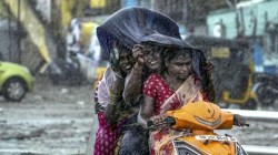 Chennai Weather: Heavy rains with intense thunderstorms hit Tamil Nadu districts, IMD issues orange alert in THESE areas