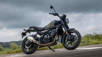 Royal Enfield Guerrilla 450 gets new Shadow Grey colourway