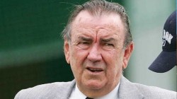 Bob Simpson, former Australian cricketer, captain and coach, dies at 89