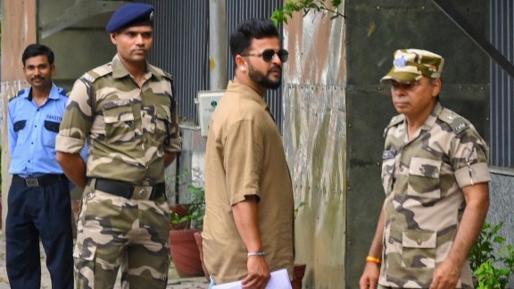 suresh raina, ex cricketer, suresh raina ed, ed betting scam, illegal betting app, betting gaming app
