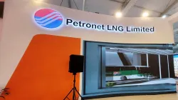 Motilal Oswal bets on Petronet LNG, sees over 50% upside