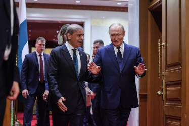 'Respect your relationship with India but…': What Pakistan's Shehbaz Sharif told Putin during meeting (Photo: AP)