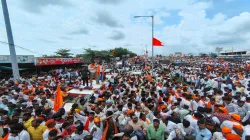 Maratha quota stir: Police order Manoj Jarange to vacate Azad Maidan as protest swells to over 40,000 people, triggers traffic chaos